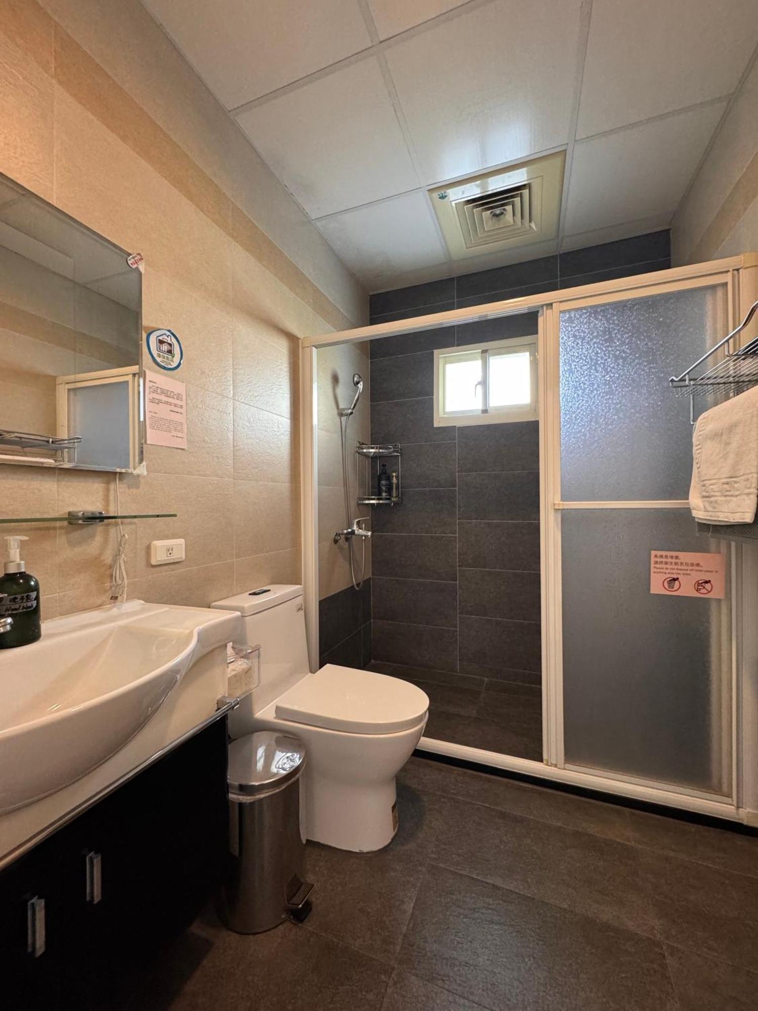埔里 Rest Book & Bed Bed & Breakfast エクステリア 写真